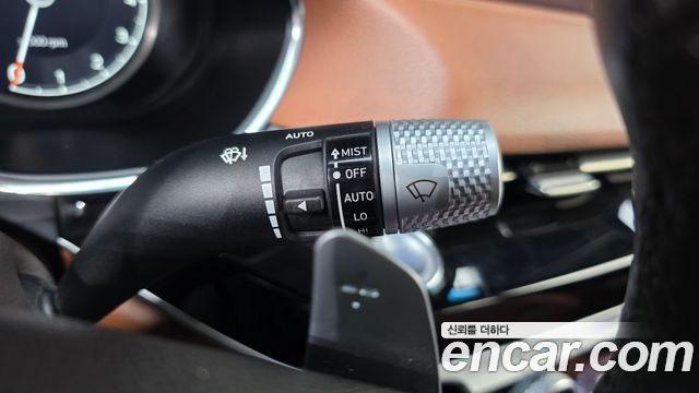 Genesis G80 2022 — photo 28