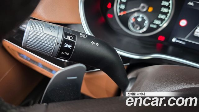 Genesis G80 2022 — photo 29