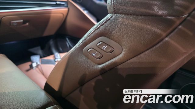 Genesis G80 2022 — photo 30