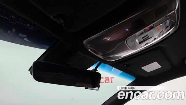 Genesis G80 2022 — photo 32