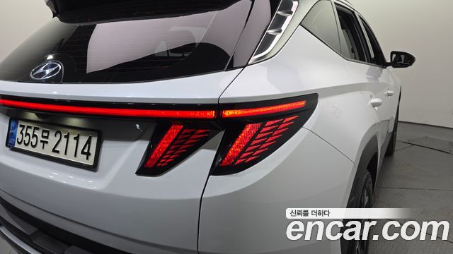 Hyundai Tucson 2023 — photo 9