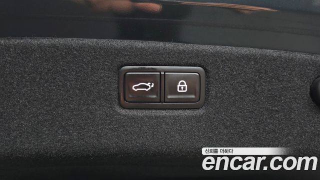 Kia K9 2022 — photo 23