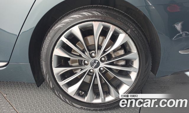 Kia K9 2022 — photo 7