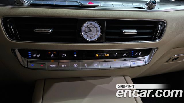 Kia K9 2022 — photo 34