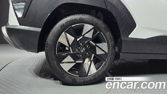Hyundai Kona 2023 — photo 5