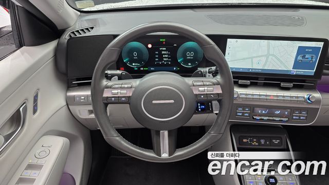 Hyundai Kona 2023 — photo 13