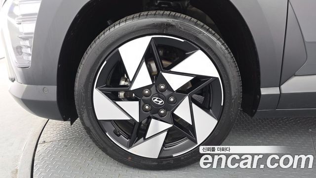 Hyundai Kona 2025 — photo 5