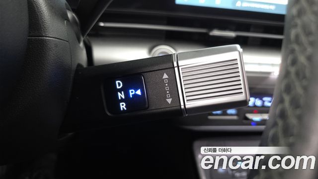 Hyundai Kona 2025 — photo 9