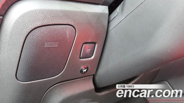 Ford Mustang 2021 — photo 24
