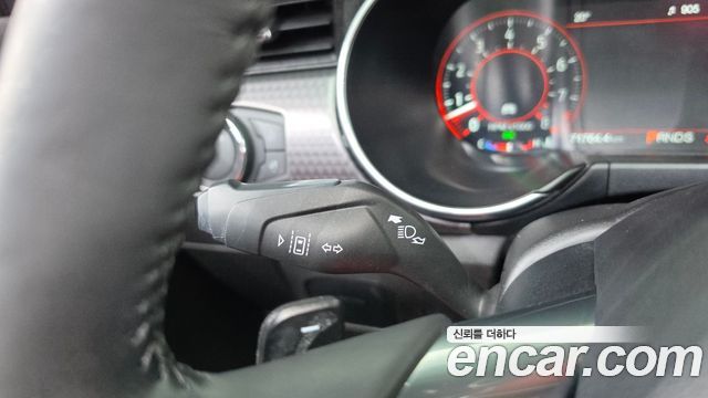 Ford Mustang 2021 — photo 25