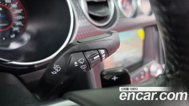 Ford Mustang 2021 — photo 26