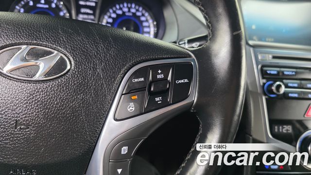 Hyundai Grandeur 2016 — photo 15