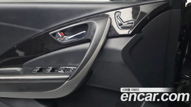 Hyundai Grandeur 2016 — photo 17