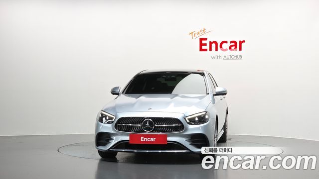 Mercedes-Benz E-Class 2022 — photo 3