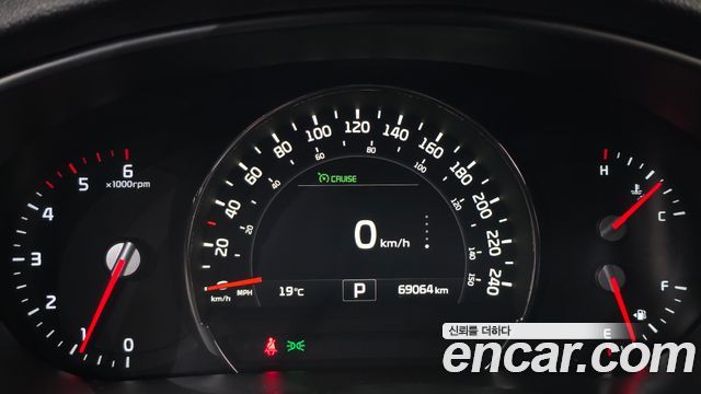 Kia Sorento 2016 — photo 8