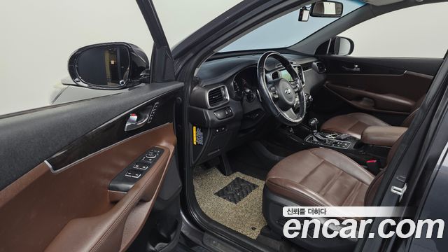 Kia Sorento 2016 — photo 10
