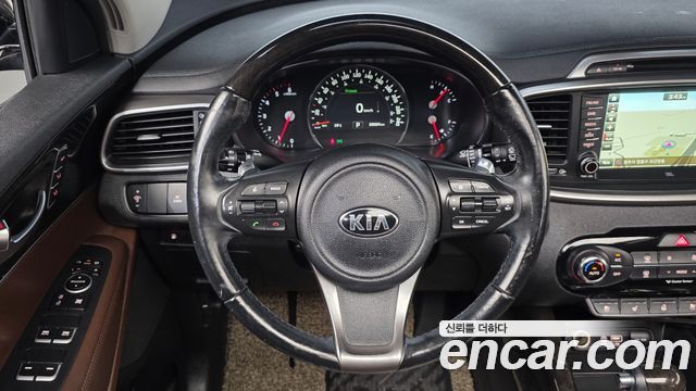 Kia Sorento 2016 — photo 14