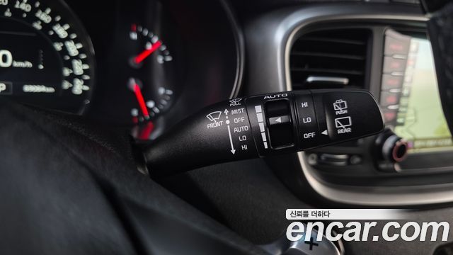 Kia Sorento 2016 — photo 19