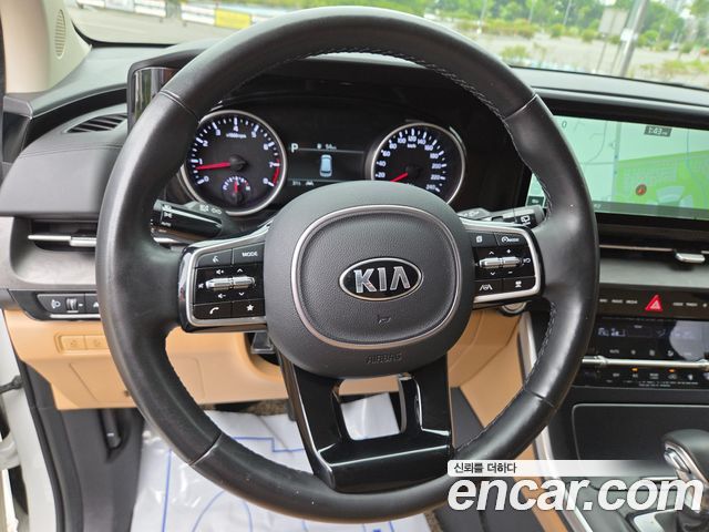 Kia Canival 2021 — photo 14