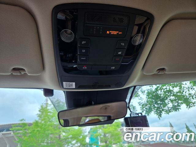 Kia Canival 2021 — photo 19