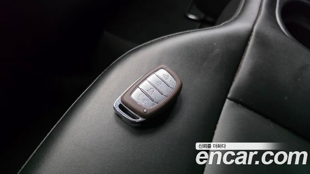 Hyundai Casper 2023 — photo 18