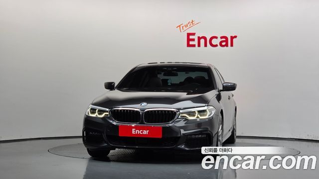 BMW 5-Series 2020 — photo 3