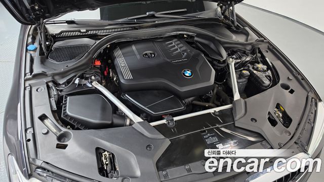 BMW 5-Series 2020 — photo 6