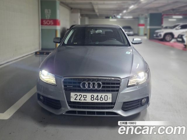 Audi A4 2011 — photo 1
