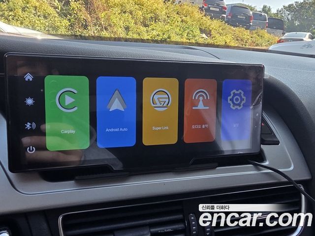 Audi A4 2011 — photo 9