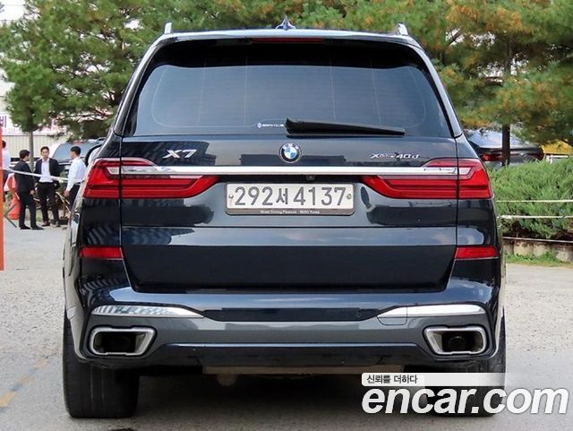 BMW X7 2021 — photo 4