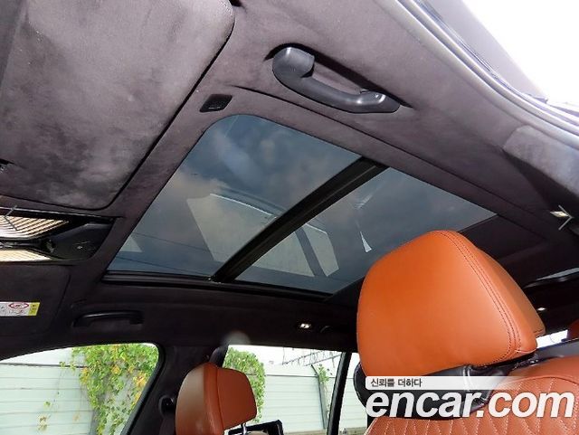 BMW X7 2021 — photo 17