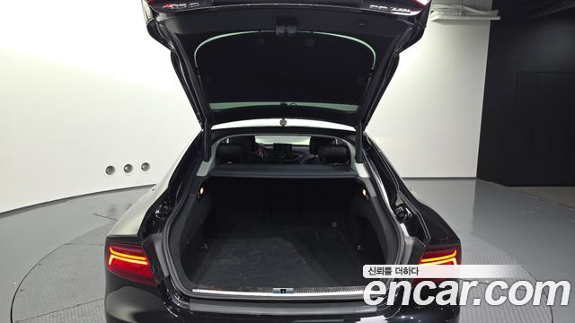Audi A7 2014 — photo 20