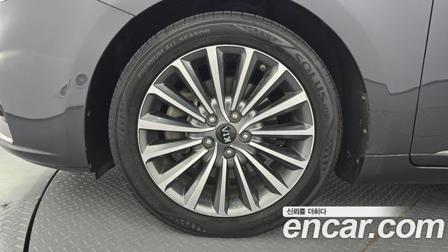 Kia K7 2017 — photo 5