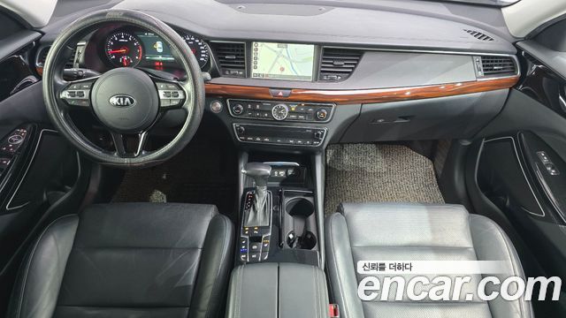 Kia K7 2017 — photo 10