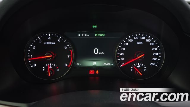 Kia K7 2017 — photo 11