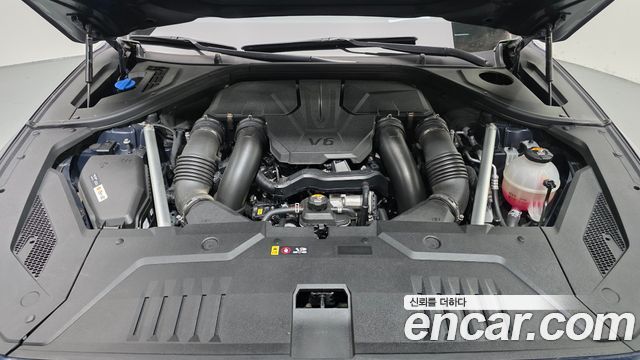 Genesis GV70 2023 — photo 6