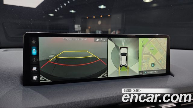 Genesis GV70 2023 — photo 21