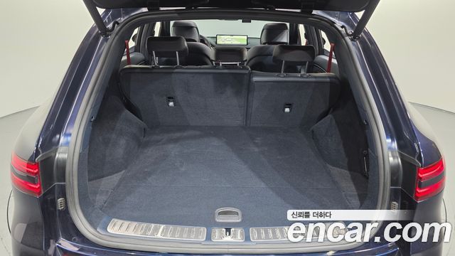 Genesis GV70 2023 — photo 24