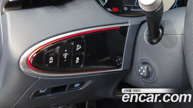 Genesis GV70 2023 — photo 26