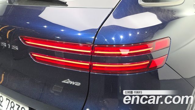 Genesis GV70 2023 — photo 9