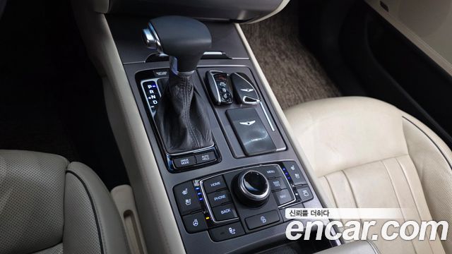 Hyundai Genesis 2015 — photo 9