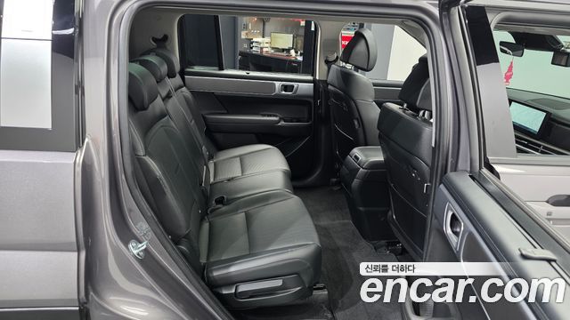 Hyundai Santafe 2024 — photo 18