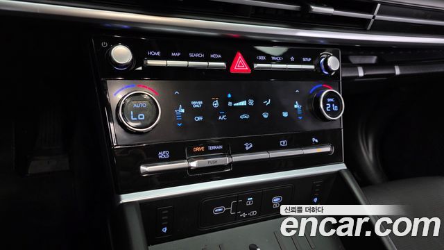 Hyundai Santafe 2024 — photo 23