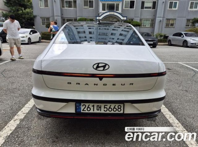 Hyundai Grandeur 2025 — photo 2