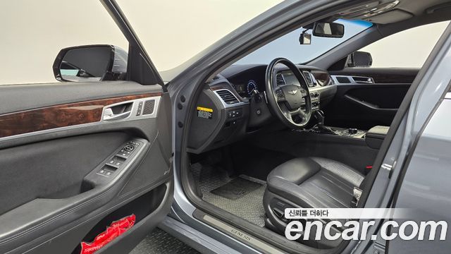 Hyundai Genesis 2015 — photo 10