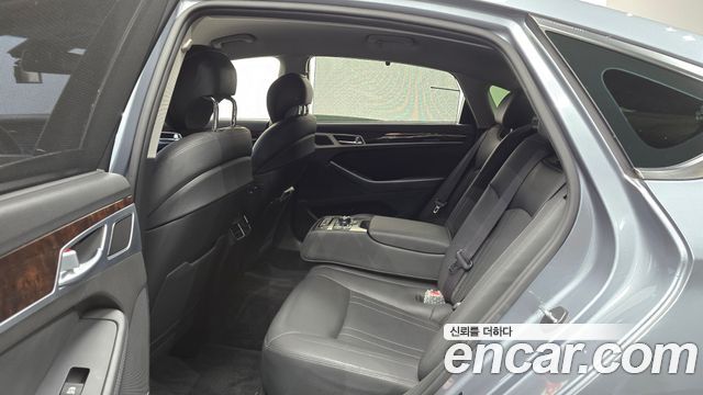Hyundai Genesis 2015 — photo 11