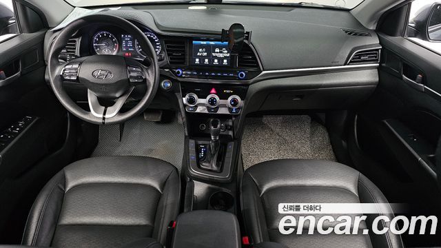 Hyundai AVANTE 2020 — photo 7