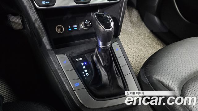 Hyundai AVANTE 2020 — photo 9