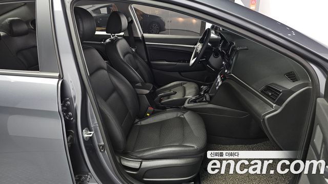 Hyundai AVANTE 2020 — photo 10
