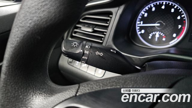 Hyundai AVANTE 2020 — photo 20
